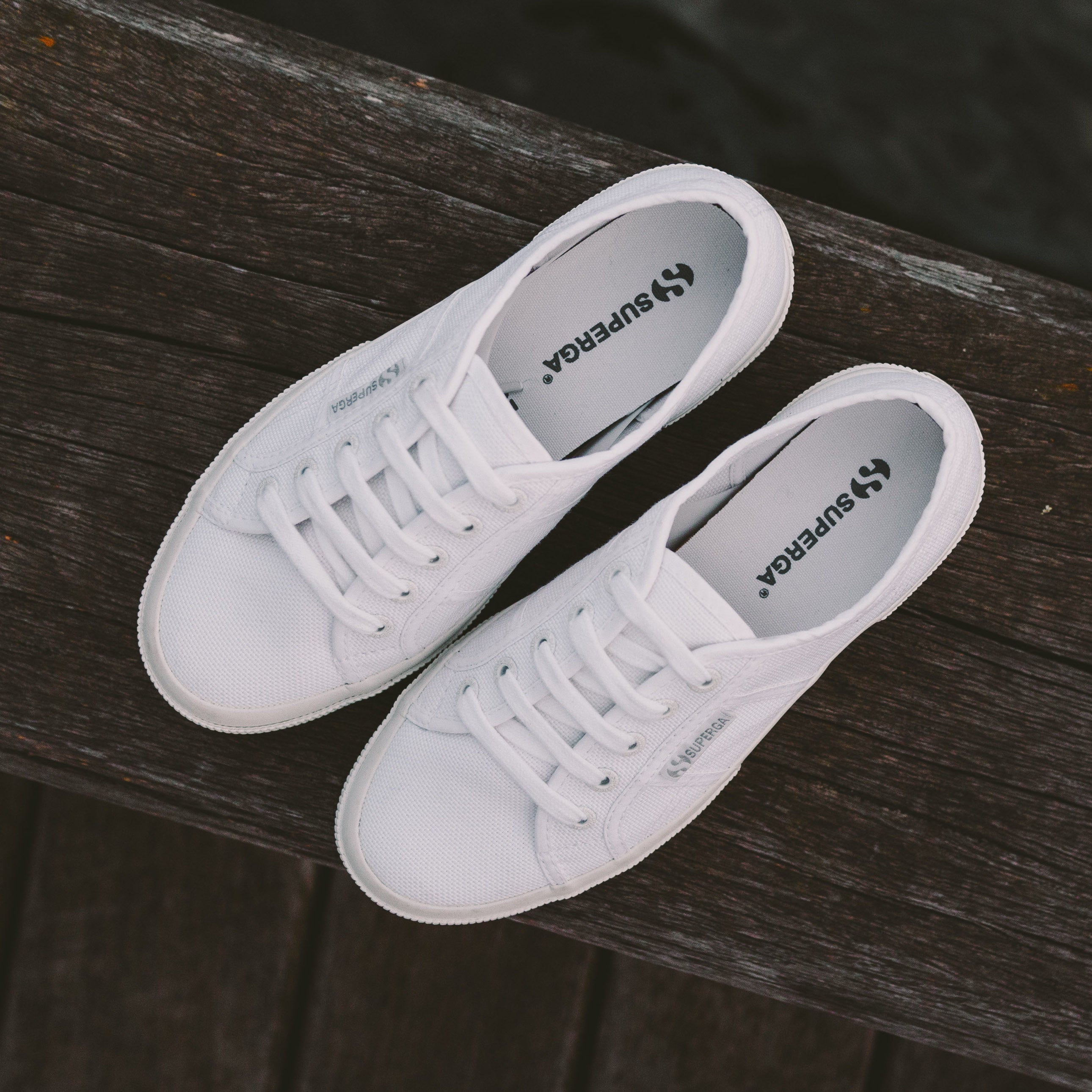 Superga 2750 vs 2950 hotsell